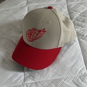 DETROIT RED WINGS Hat